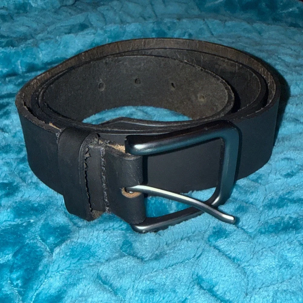 Timberland Men's Matte Black Leather Belt - 38